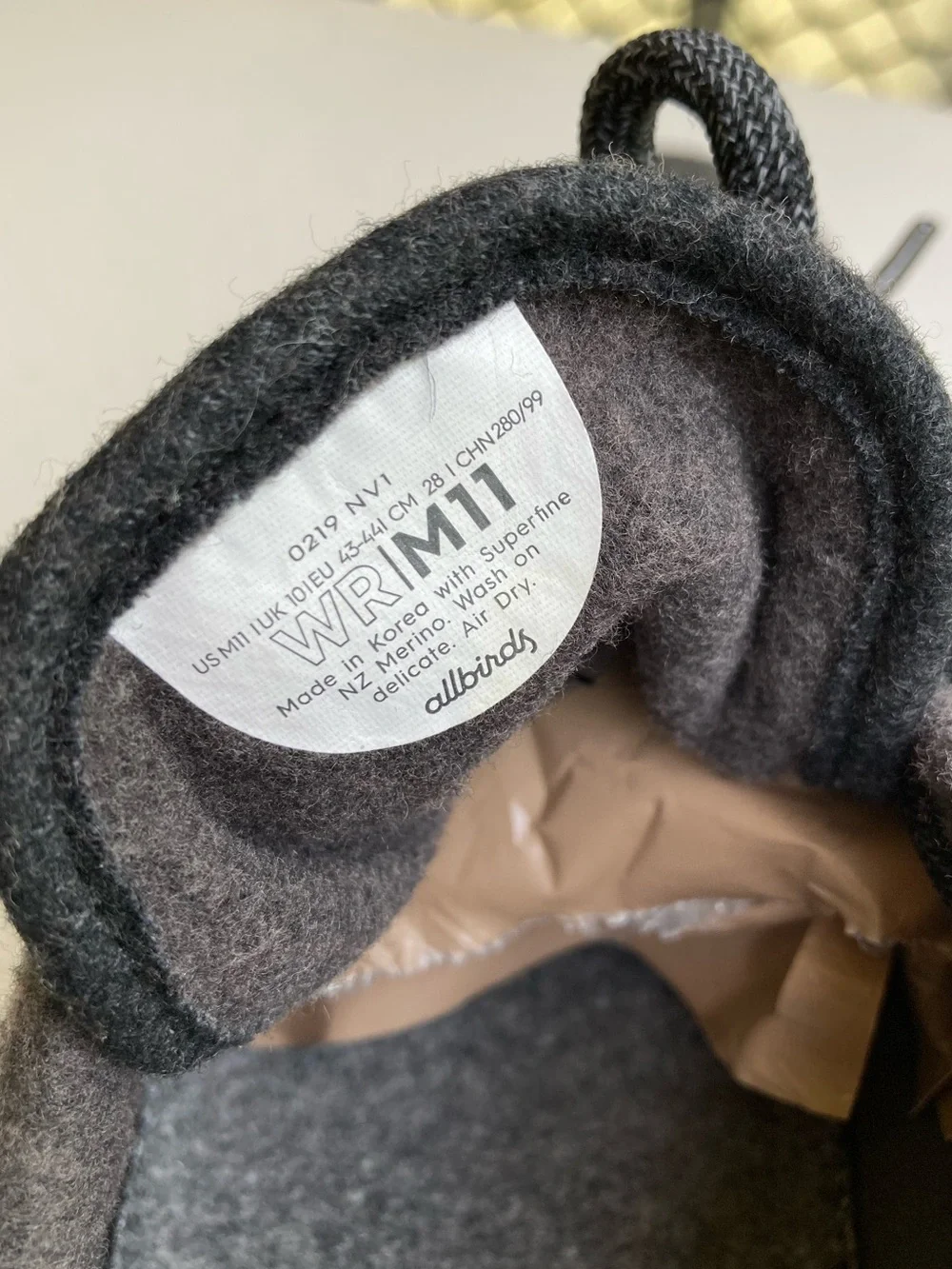 Allbirds Men's Size 11 Wool Runners Mizzles Merino Wool Dark Grey Sneakers